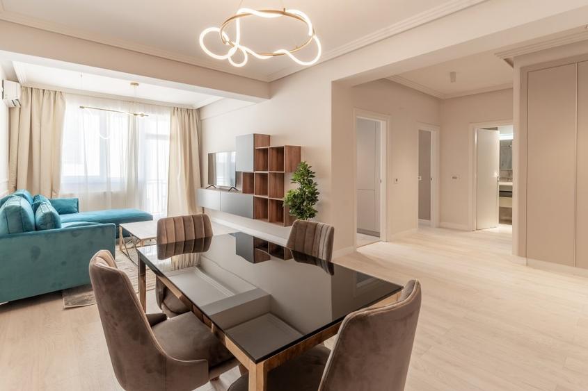 Apartament cu 2 camere decomandat în Băneasa