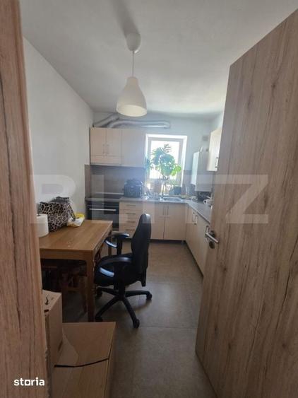 Apartament cu 2 camere decomandat în Tractorul