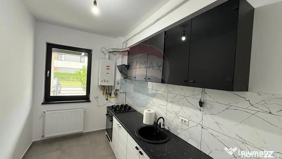 Garsonieră decomandată în Central