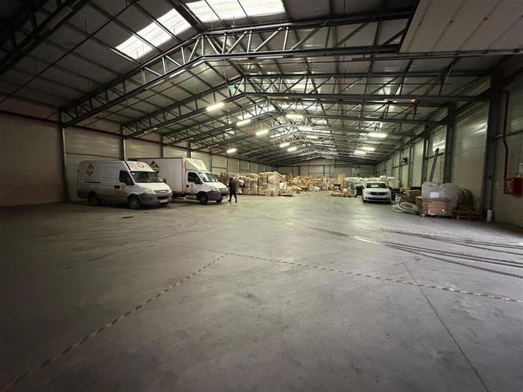 Spațiu industrial, de 1,650 mp, în Ștefăneștii de Jos