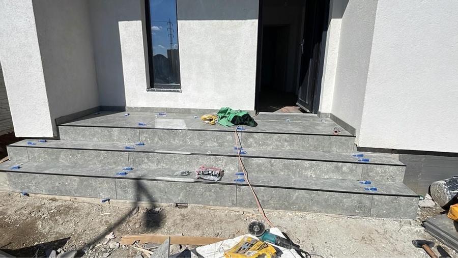 Casă cu 3 camere în Central