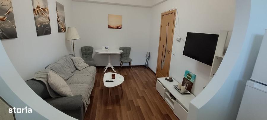 Apartament cu 2 camere decomandat în Regie