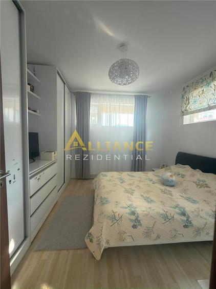 Apartament cu 2 camere decomandat, mobilat în Metalurgiei