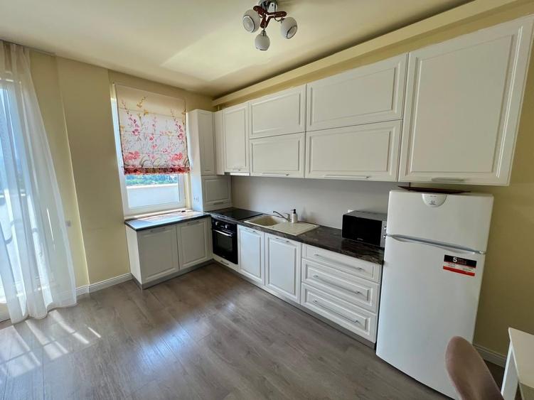 Apartament cu 3 camere în Florești