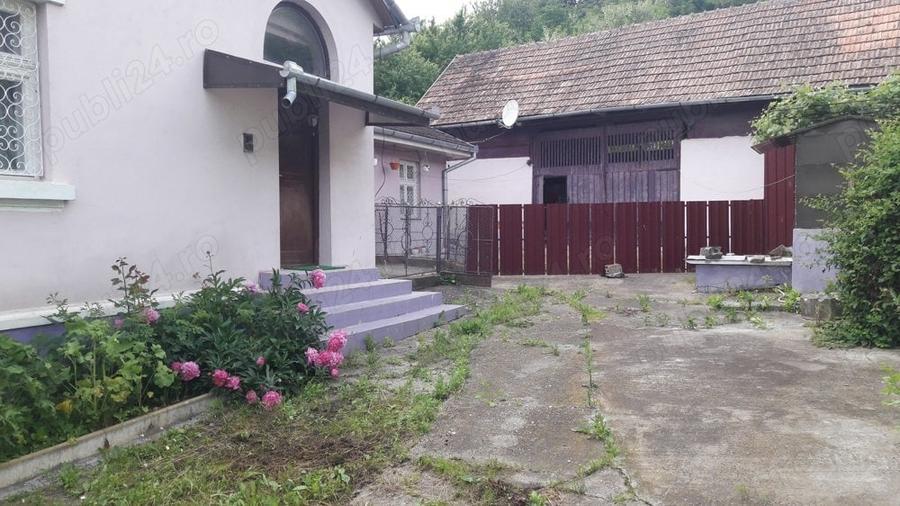 Casă cu 3 camere în Ciugud
