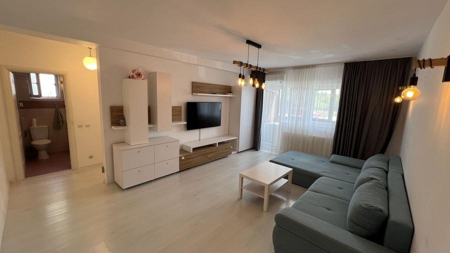Apartament cu 2 camere semidecomandat, mobilat în Drumul Taberei