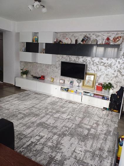 Apartament cu 2 camere decomandat în Burdujeni