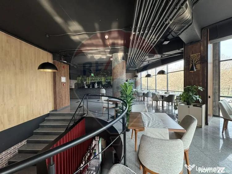 Spațiu comercial, de 480 mp, în Mihai Bravu
