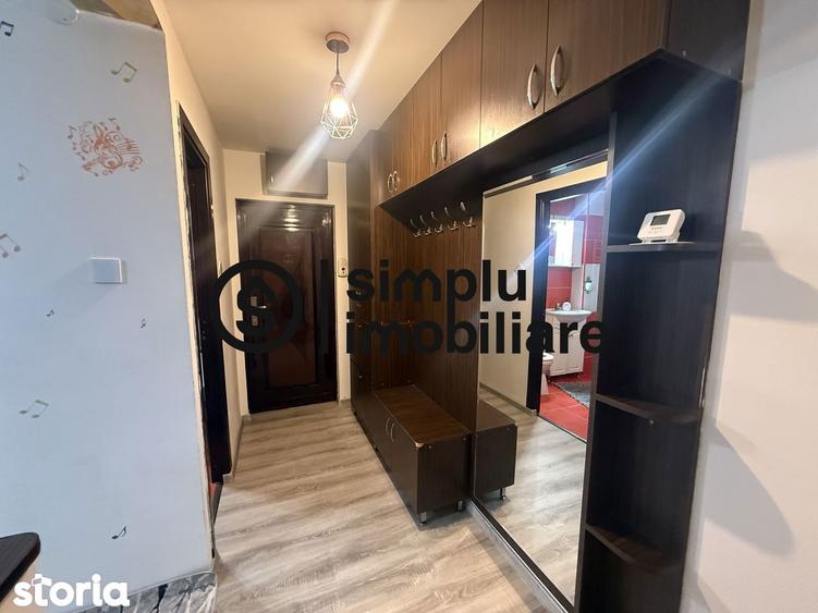 Garsonieră decomandată în Rovine