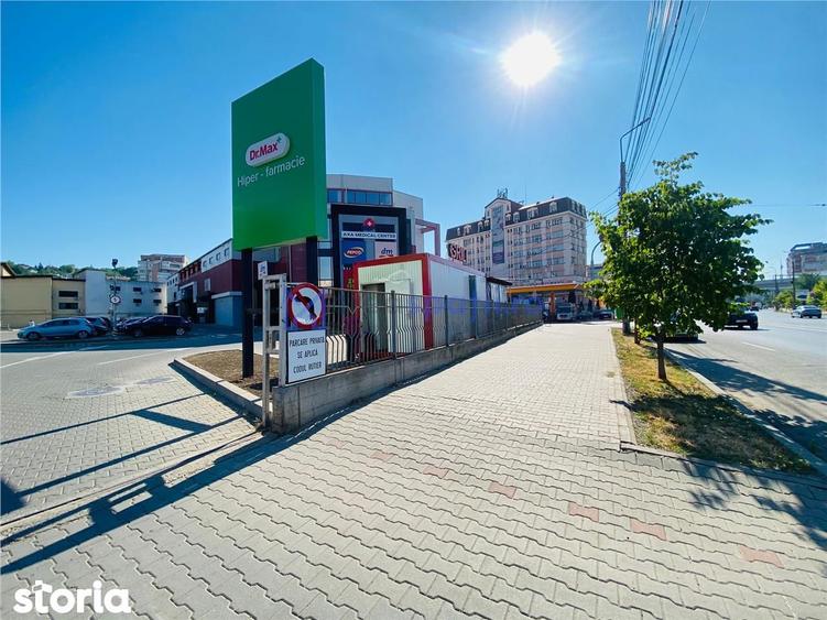 Spațiu comercial, de 302 mp, în Canta