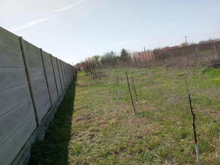 Teren de 1200 mp, în Cornetu