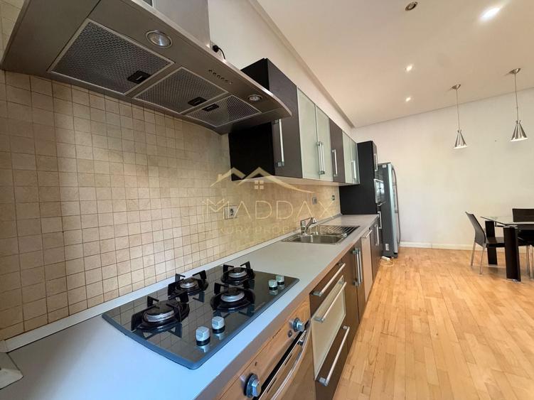 Apartament cu 3 camere decomandat, mobilat în Herăstrău