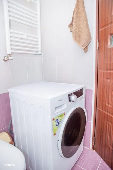 Apartament cu 3 camere în Apărătorii Patriei
