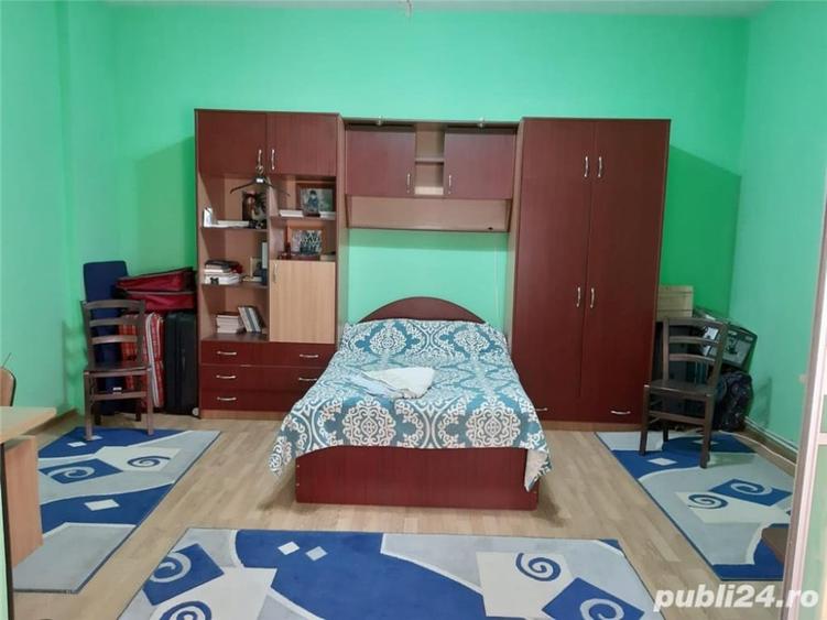 Casă cu 4 camere cu Teren 590 Mp în Central