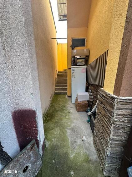 Casă cu 4 camere cu Teren 250 Mp în Călugareni