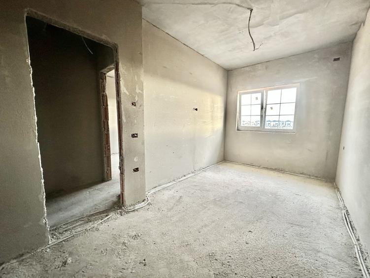 Duplex cu 4 camere cu Teren 250 Mp în Giroc