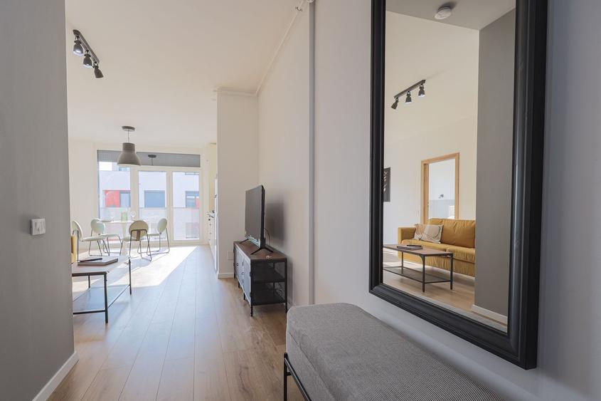 Apartament cu 2 camere decomandat, mobilat în UTA