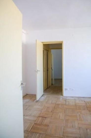 Apartament cu 2 camere semidecomandat în Dristor