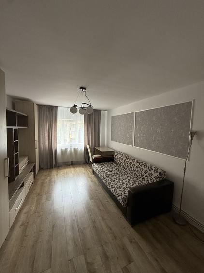 Apartament cu 2 camere decomandat în Mărăști