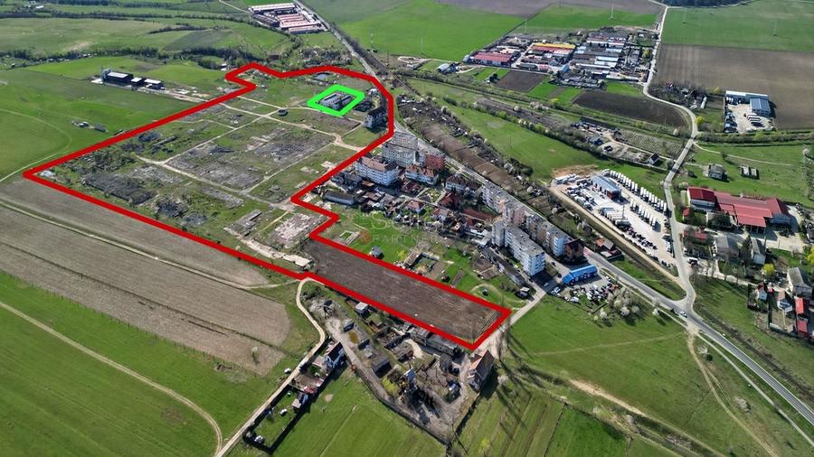 Teren Construcții intravilan de 185299 mp, în Central