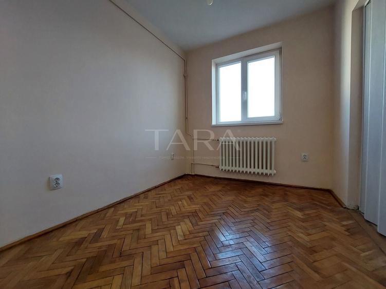 Apartament cu 3 camere semidecomandat în Gheorgheni