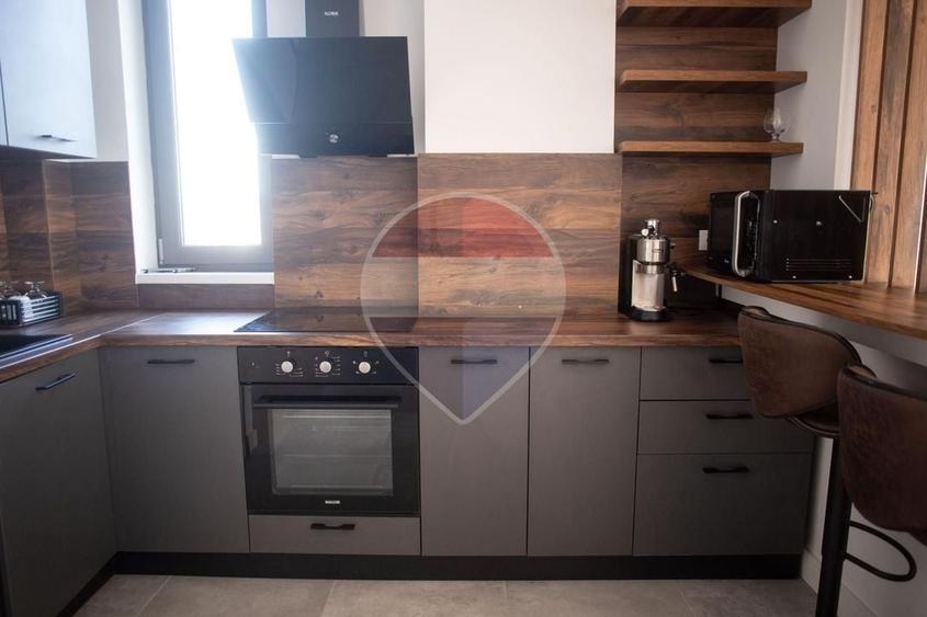 Apartament cu 2 camere semidecomandat, mobilat în Nord