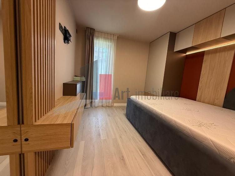 Apartament cu 3 camere semidecomandat în Grozăvești