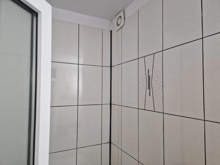 Apartament cu 2 camere semidecomandat în Noua