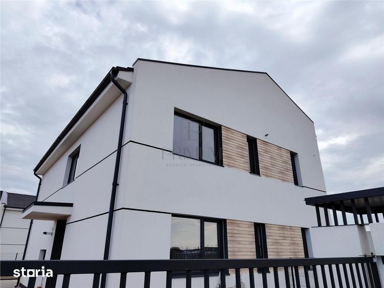 DUPLEX CU PANOURI - 5 CAMERE - 3 BAI - 1