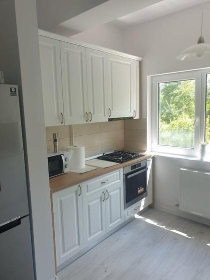 Apartament cu 3 camere decomandat, mobilat în Păcurari