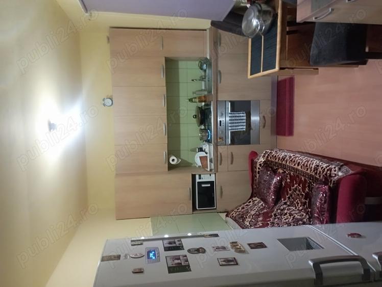 Casă cu 6 camere cu Teren 3100 Mp în Pișchia