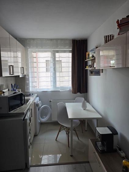 Proprietar vand garsoniera Sector 4, Bucuresti 32.500 euro negociabil - 2