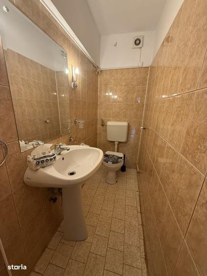 Apartament cu 3 camere decomandat în Splaiul Independenței