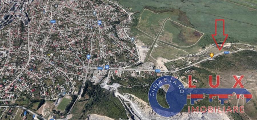 Teren de 5300 mp, în Peco