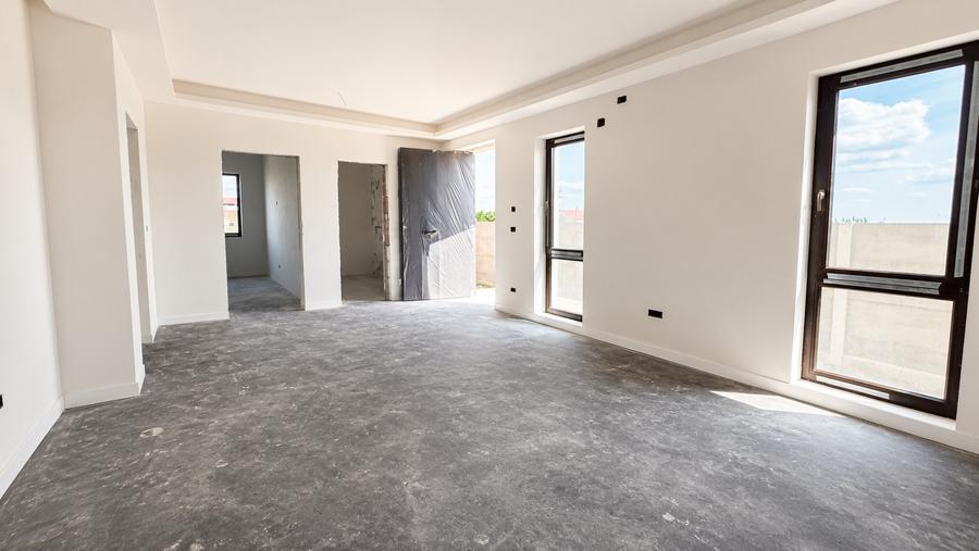 Duplex cu 5 camere cu Canalizare în Chișoda
