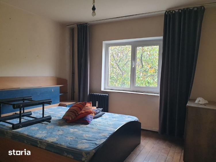 Apartament cu 3 camere decomandat în Canta