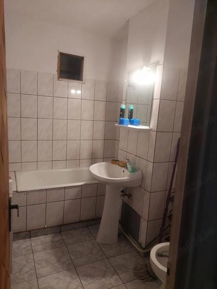 Apartament cu 2 camere decomandat în Găvana