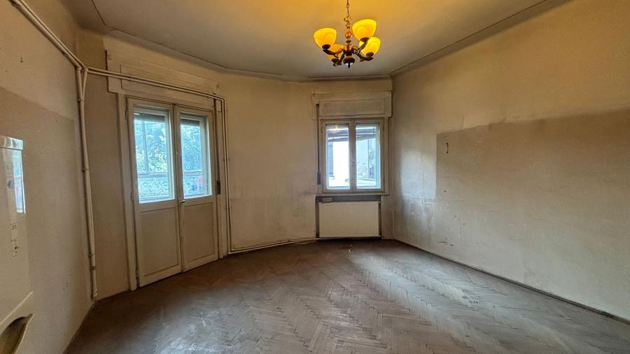 Apartament cu 2 camere în P-ța Unirii