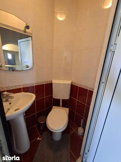 Apartament cu 3 camere decomandat în Copou