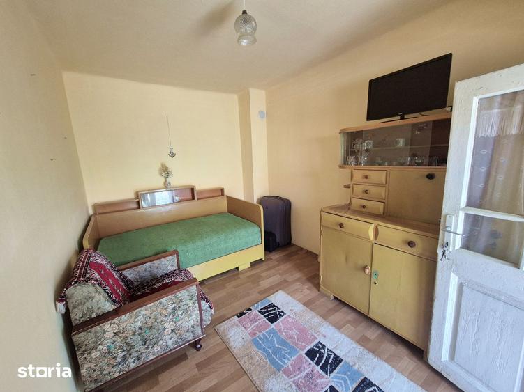 Casă cu 3 camere cu Teren 1167 Mp în Sântimbru