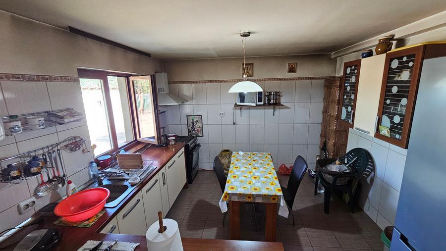 Casă cu 3 camere cu Teren 1509 Mp în Buciumeni
