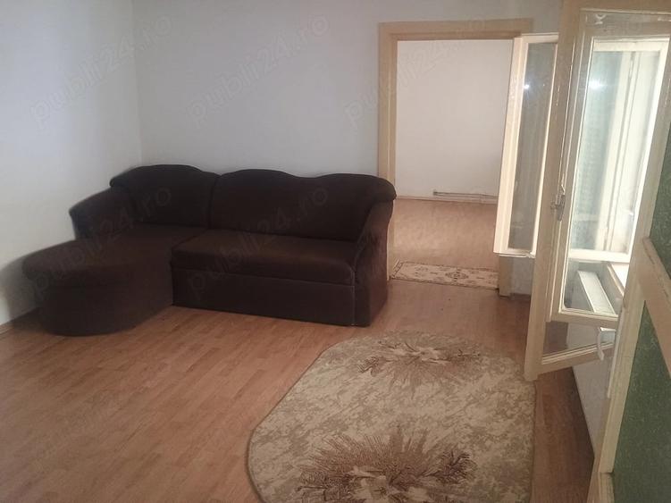 Casă cu 2 camere cu Teren 400 Mp în Central