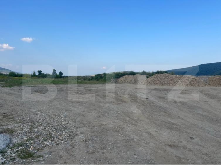 Teren Construcții extravilan de 5300 mp, în Exterior Sud