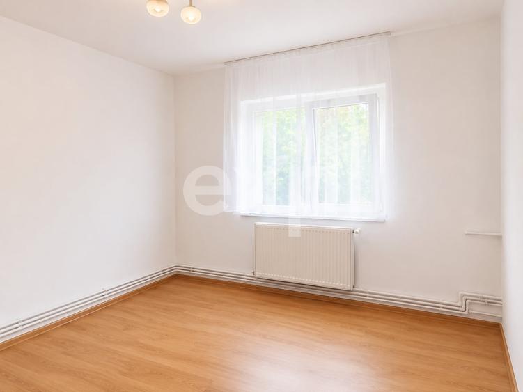 Apartament cu 2 camere decomandat în Eremia