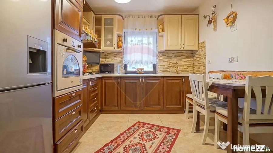 Apartament cu 2 camere decomandat în Răcădău