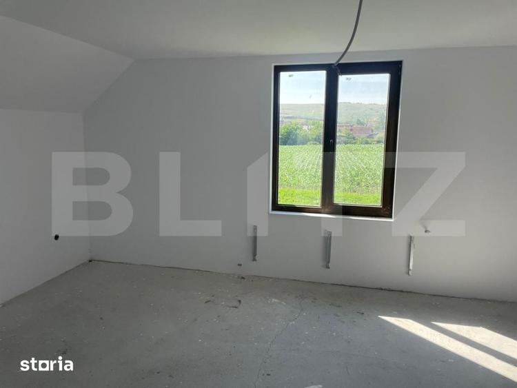 Casa cu 5 camere, 320.47 mp, zona Boldut - 11