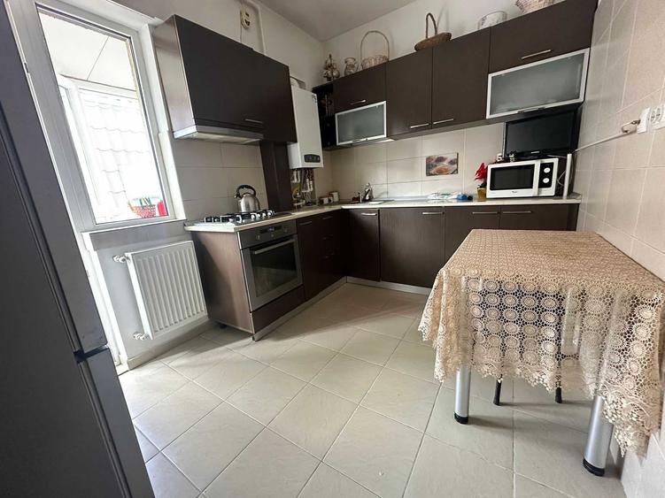 Proprietar ofer spre inchiriere apartament 2 camere - 6