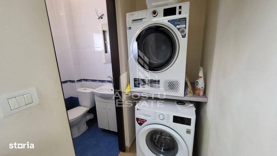 Casă cu 4 camere în Dumbrăvița