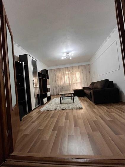 Apartament cu 3 camere decomandat în Nord