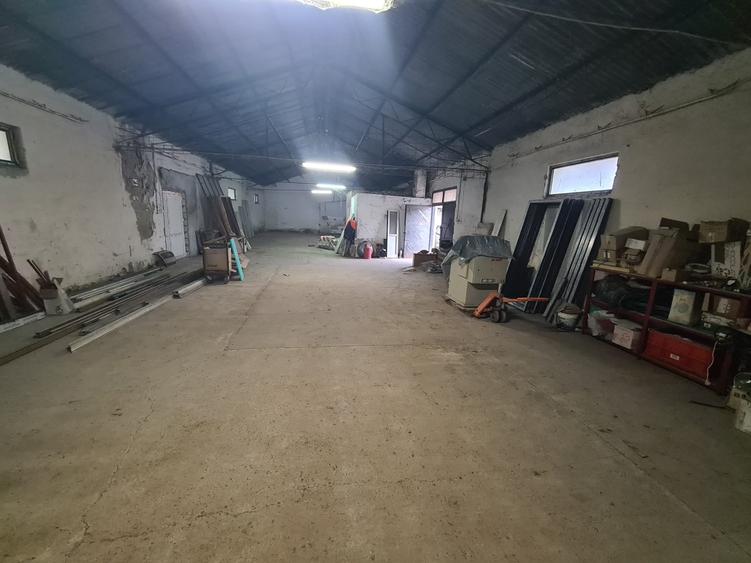 Spațiu industrial, de 280 mp, în Câmpina